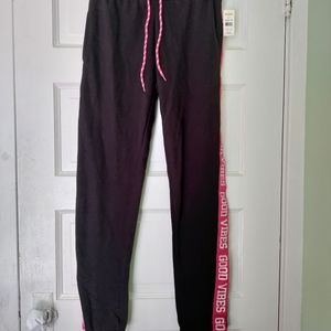 Bobbie Brooks women's pants varies Sizes